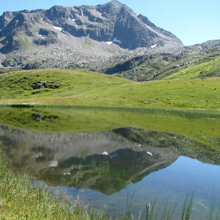 Refuge L'alpage Inn *